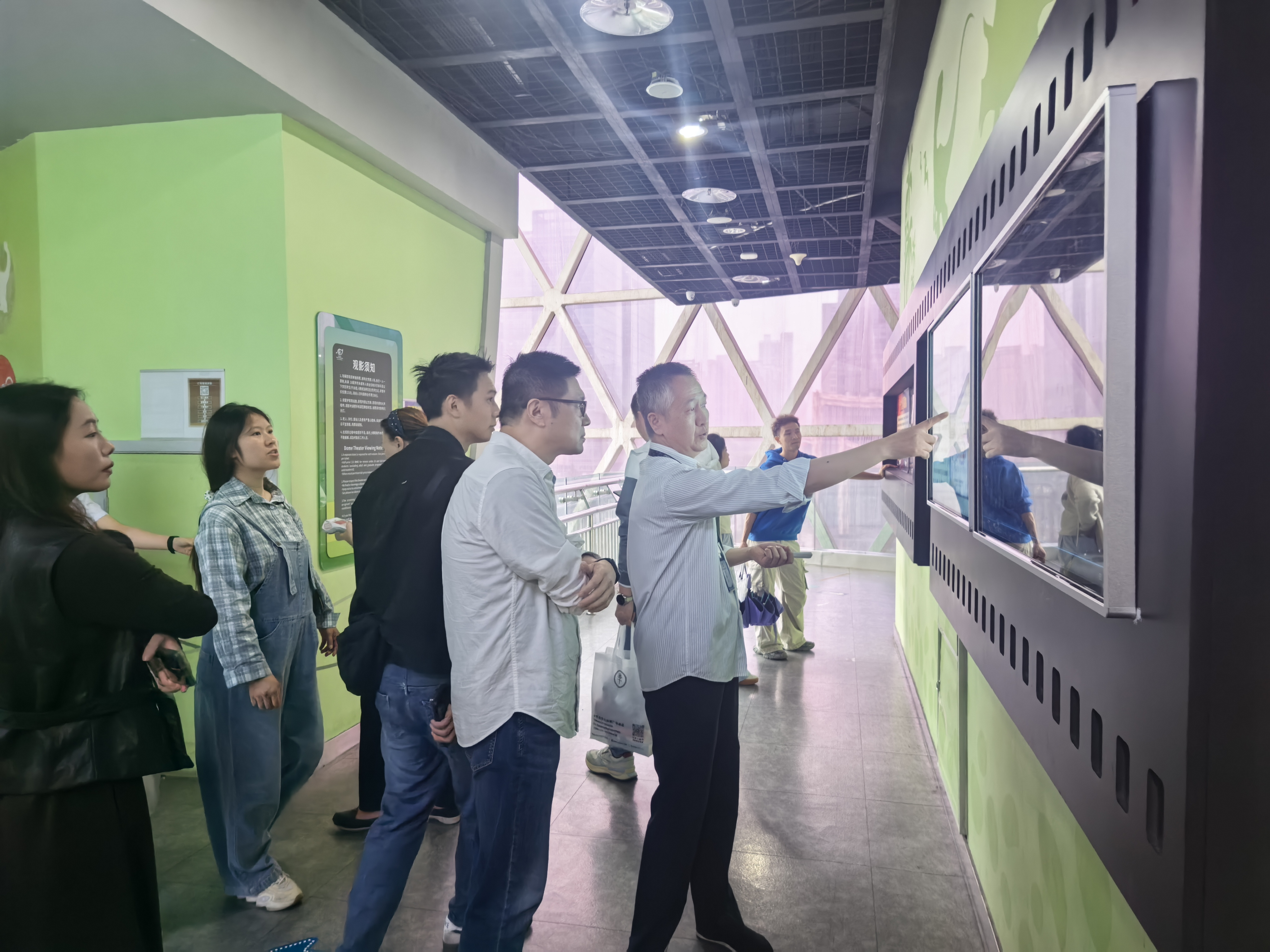 加强实地监督检查 确保节日期间安全生产