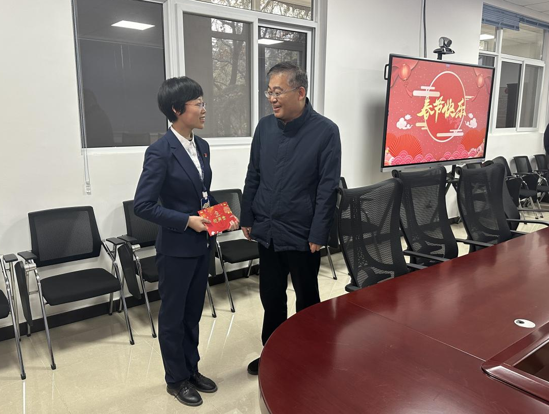 集团公司叶军书记一行来馆走访慰问集团系统劳模