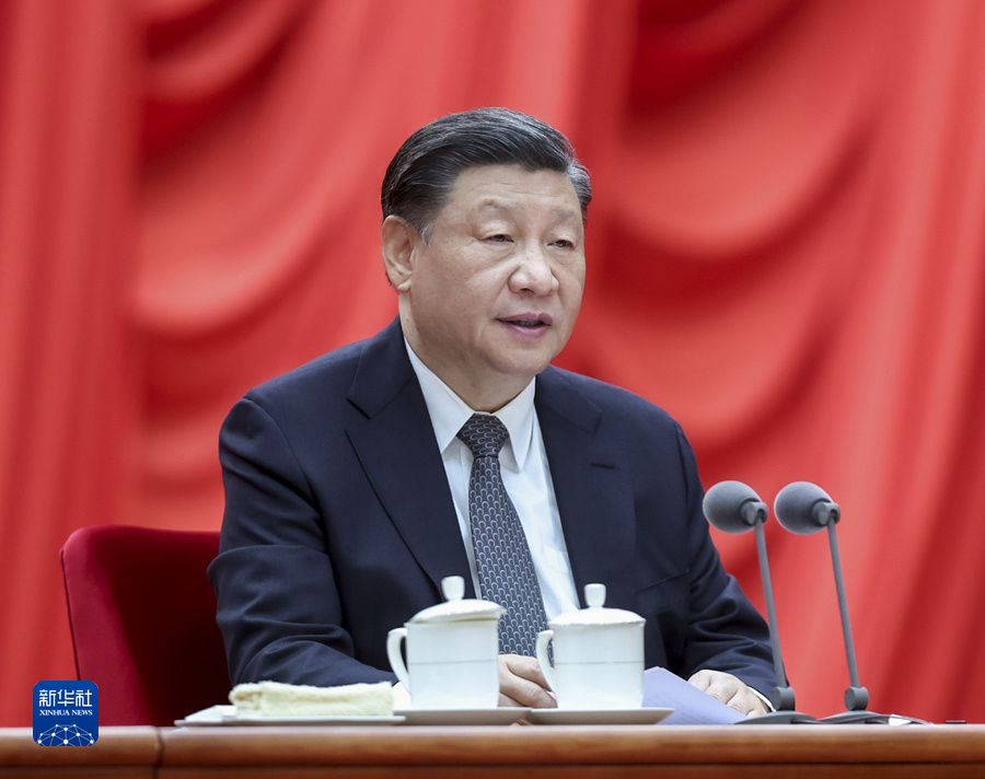 习近平主持二十届中共中央政治局第四次集体学习